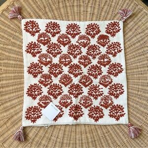 NEW Serena & Lily Oakview Pillow Cover (22” SQ)-Terracotta